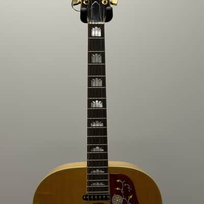 Gibson J-200 Artist with Piezo Pickup and Original Gibson Hardcase image 6