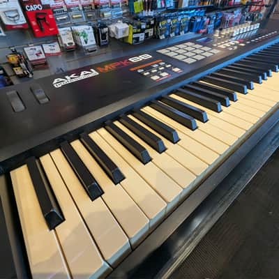 Akai MPK88 2010s - Black image 3