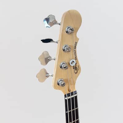 G&L Tribute Series Fallout 4 String Short Scale Electric Bass Guitar - Olympic White image 6