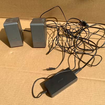 Bose Music monitor computer musicmonitor powered speakers stereo image 2