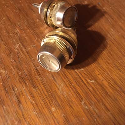 Fender Strap Locks Gold image 1