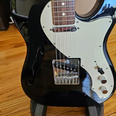 Squier Affinity Telecaster black with white pickguard image 1