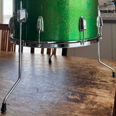 VG Vintage Ludwig No. 952 Classic 16x18" Floor Tom with Keystone Badge Mid 60’s Green Sparkle image 15
