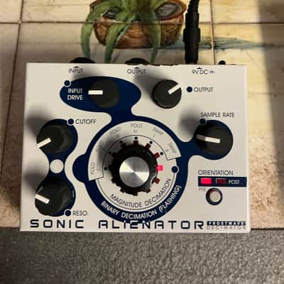 Frostwave Sonic Alienator Decimator Bit Crusher Sample Rate Reducer distortion pedal MS-20 analog filter imagen 7
