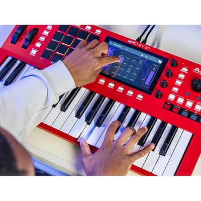 AKAI PROFESSIONAL MPC-KEY37 Autonomes - 37 notes, 16 pads, tactile 7" image 10