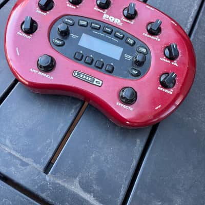 Line 6 POD xt Multi-Effect and Amp Modeler 2002 - 2006 - Red image 2