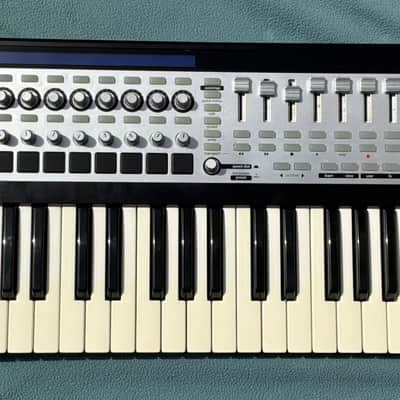 Novation ReMOTE 49 SL MKIII MIDI Controller 2018 - Present - Black