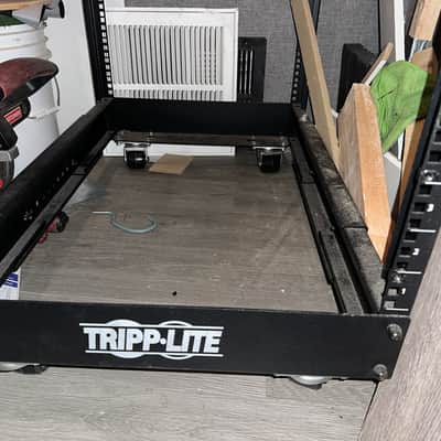 Tripp-Lite 45u 4-Post Open Frame Rack for Network Equipment on Wheels image 2