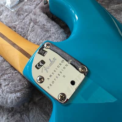 Fender Stratocaster HSS Miami Blue American Pro II 75th Anniversary BRAND NEW image 9
