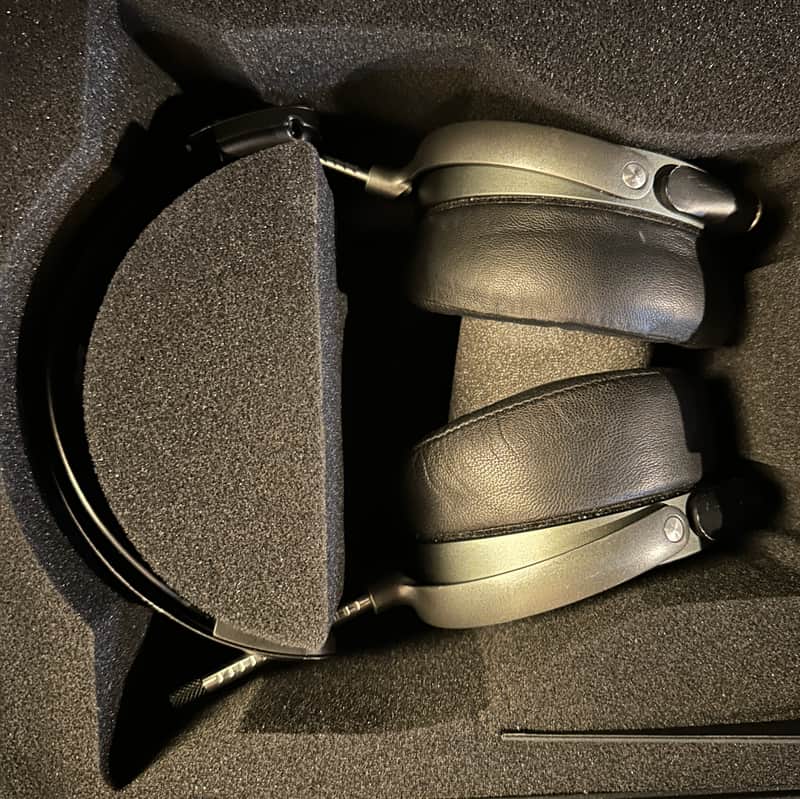 Audeze MM-500 lightly used less than 1 year old Headphones image 1
