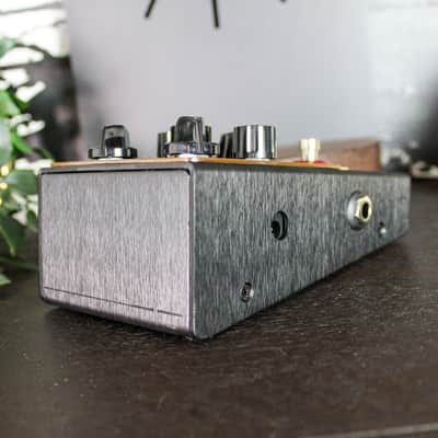 Preowned Beetronics Swarm Fuzz Harmonizer w/ Box image 3