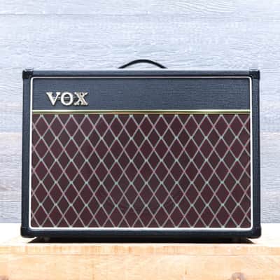 Vox AC15C1 Custom Series 15W All-Tube 1x12" Guitar Combo Amplifier #X03-083957 image 1