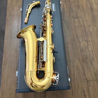 Yamaha YAS-26 Standard Alto Saxophone 2017 - Lacquered Brass image 4