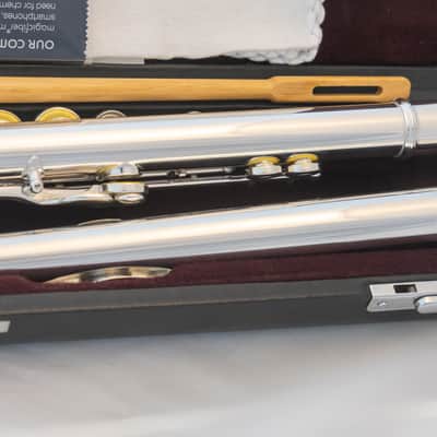 Yamaha YFL-481H All Silver Intermediate Flute *Open-hole *B-foot *Made in Japan *Cleaned and Serviced image 6