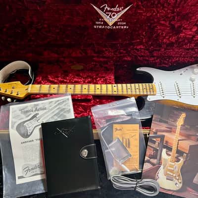 Fender Custom Shop 70th Anniversary 1954 Stratocaster Heavy Relic Limited Edition 2024 - Wide fade 2-color sunburst image 19