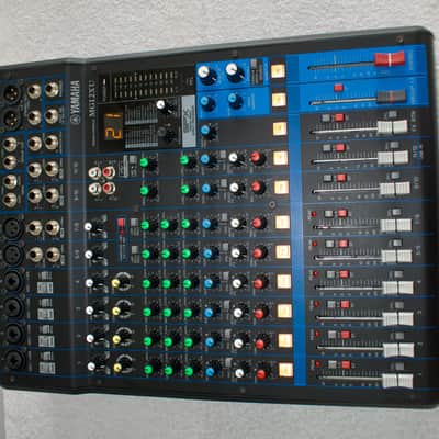 Yamaha MG12XU 12-Channel Analog Mixer 2016 - Present - Black image 16