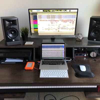 Output Platform Studio Desk with Keyboard Tray image 6