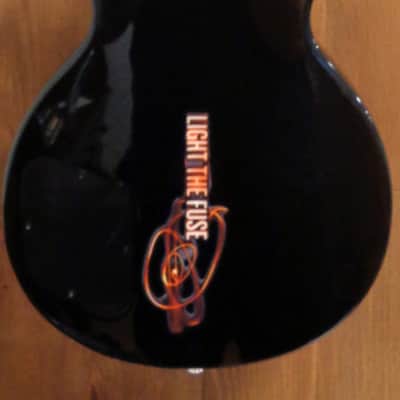 Keith Urban Light The Fuse Limited Edition Solid Body Electric w/ Amp Package - Cherry Red Burst image 10