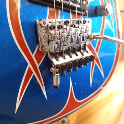 KRAMER Baretta "Hot Rod" Blue Sparkle with Flames image 8
