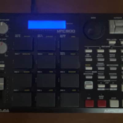 Akai MPC500 Music Production Center + Orig. Box **FOR REPAIR/PARTS-READ** image 11
