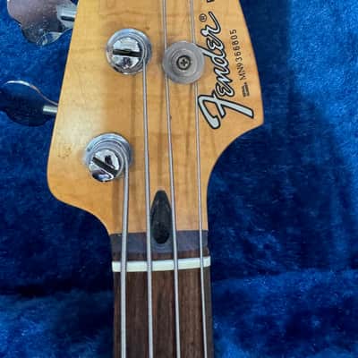 Fender Precision Bass (Made in Mexico ) 1994–1995 – Black – 8.5 lb image 5