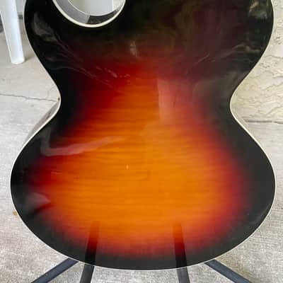 Gibson ES-137 Classic 2003- Tri-Burst image 17