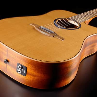 Lag HyVibe 10 THV10DCE-LB Smart Acoustic Guitar with Embedded Multi-Effects Processor | Includes Soft Case image 6
