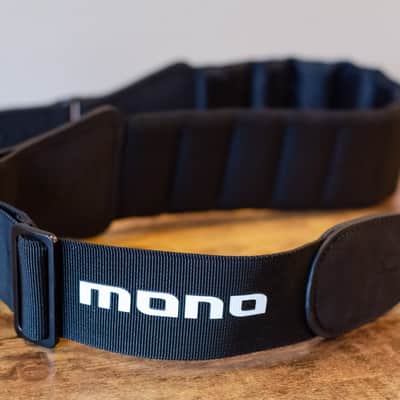 MONO Betty Guitar Strap Short Black image 4