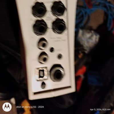 Yamaha Pro Audio Mixing Console . Model- MR-1242.  Era: 1980s image 9