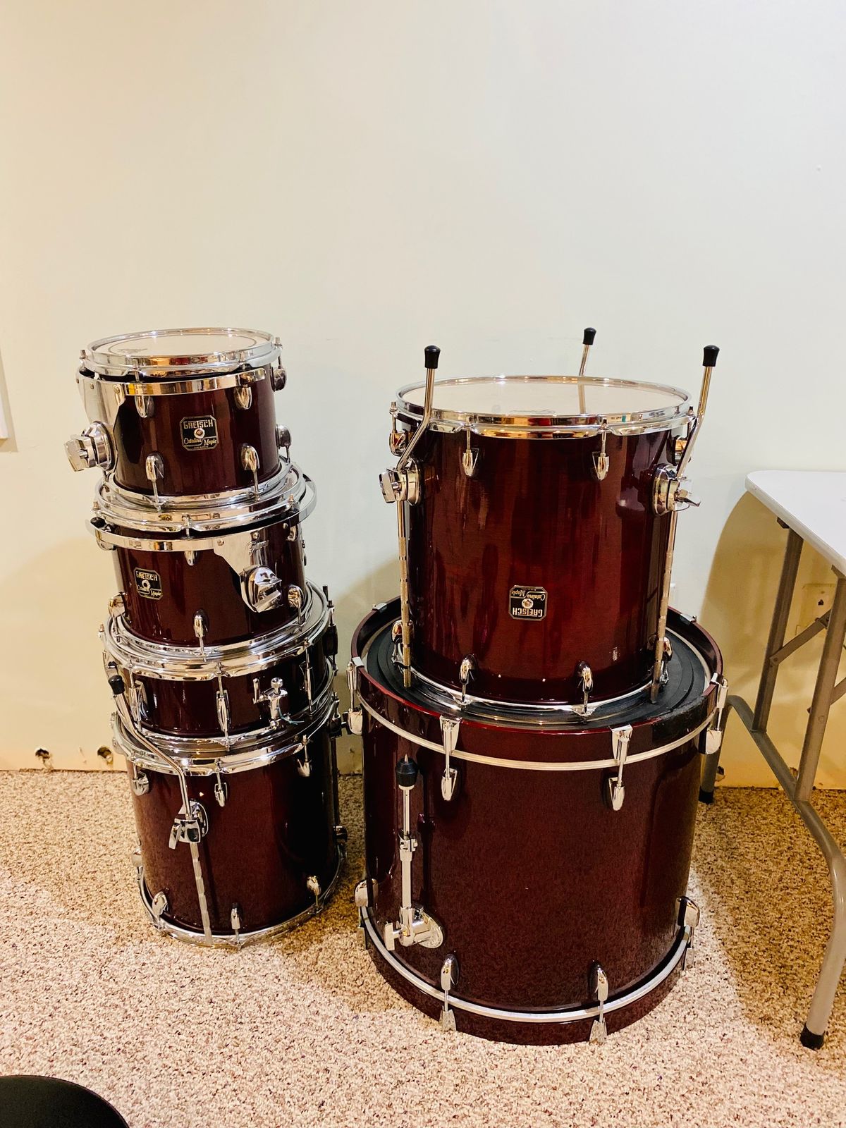 gretsch catalina maple tobacco fade sunburst Drums Fusion Shell Pack with Free 16" Floor Tom Wing screws and bolts are included on all fittings for drummer Gretsch Catalina Maple 5 Piece