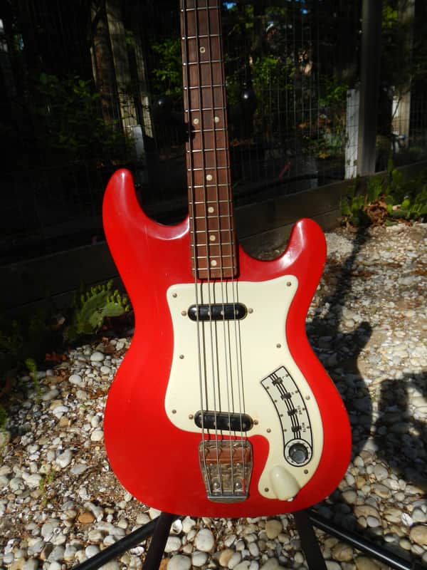 Vintage Hagstrom Futurama bass,1964,Sweden,all original,great thin neck,fast player, great tonality image 1