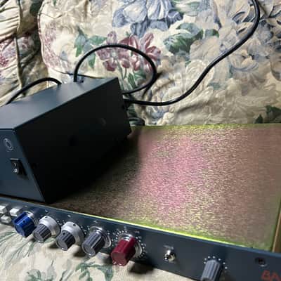BAE 1073 with PSU 2010s - Blue image 2