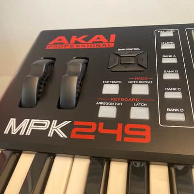Akai MPK249 2014 - Present - Black image 4
