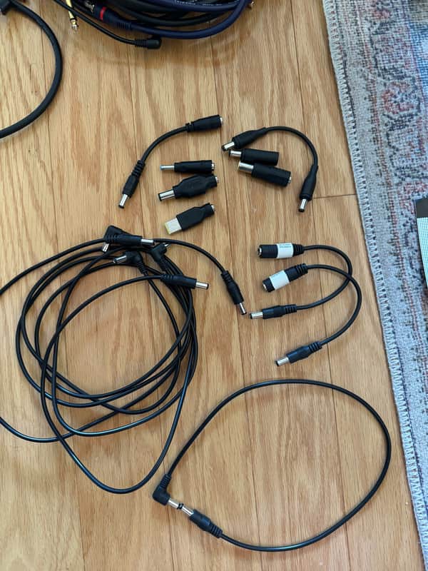 Strymon Guitar Pedals Electric 9v cables and accessories