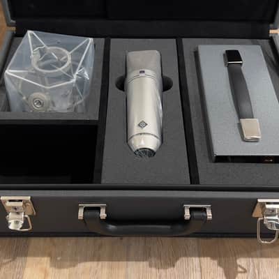 Neumann U 67 Set Large Diaphragm Multipattern Tube Condenser Microphone - NEW image 9