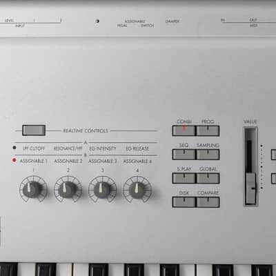 KORG TRITON 61-Key Music Workstation Synthesizer in Very Good condition image 7