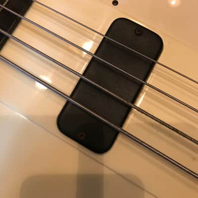 Gibson Thunderbird 2008 White image 9