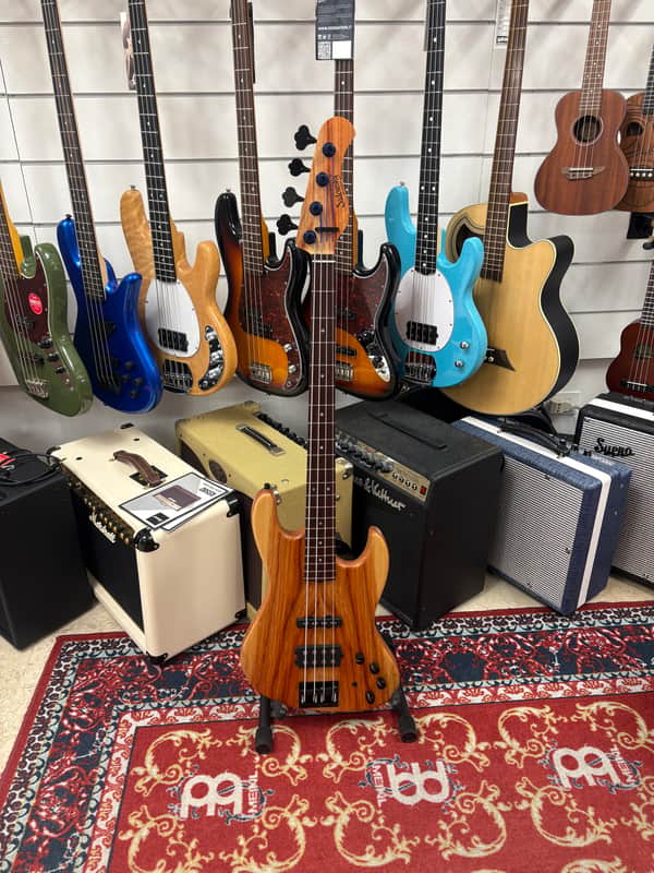 Sadowsky Masterbuild bass 4 21 mj ltd 2024 image 1