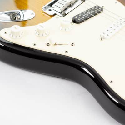 Fender 50th Anniversary American Series Stratocaster 2004 2-Colour Sunburst image 16