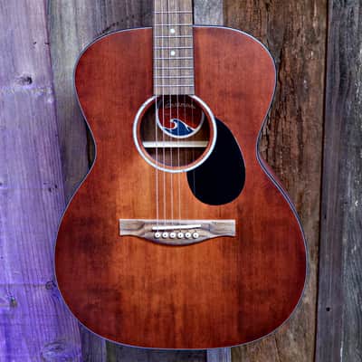 Eastman PCH1-OM - Classic Stain image 1