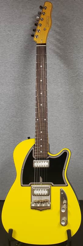 Belltone BC1 B-Classic One Graffiti Yellow Top/Black Back with Hard Shell Case image 1