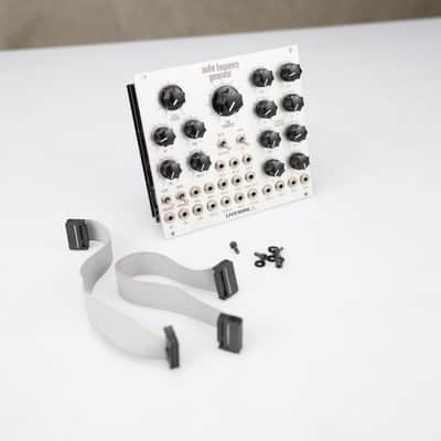 Livewire Audio Frequency Generator Eurorack Synthesizer Module #58426 image 8