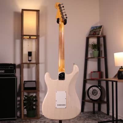 Fender Custom Shop Postmodern Stratocaster Journeyman Relic - Maple Fingerboard, Aged White Blonde image 20