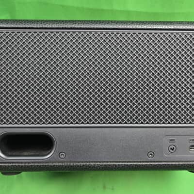 Marshall Kilburn III Portable Bluetooth Speaker - White TESTED image 3