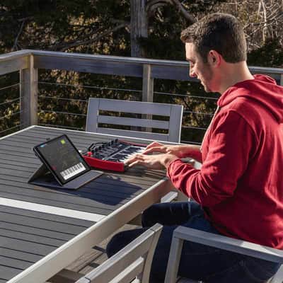 AKAI PROFESSIONAL MPK MINI PLAY MK3 Mini touches - USB 25 mini notes 128 sons 8 pads HP image 10