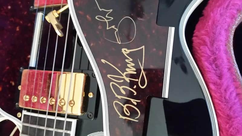 Gibson BB King Lucille 2000  (1 of 5) Signed by BB King & Eric Clapton. image 1