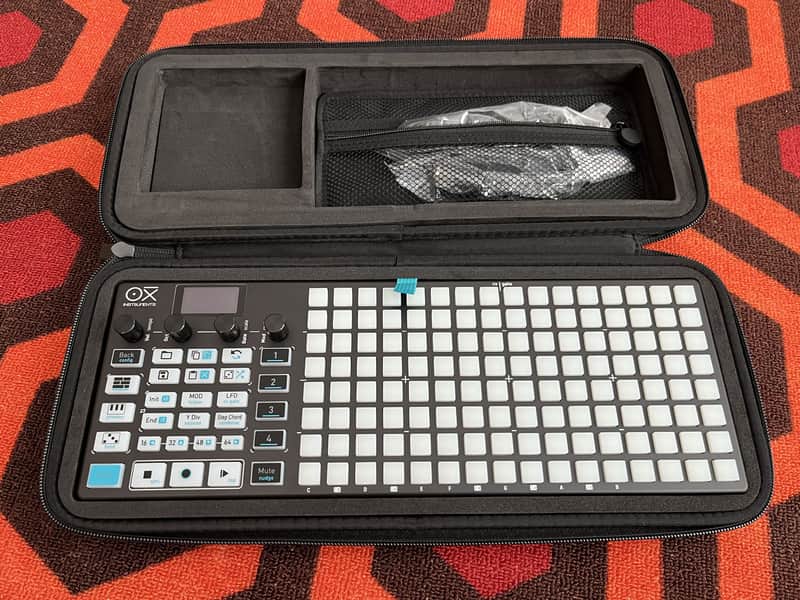 Oxi Instruments One MIDI / CV Sequencer 2023 - 2025 - Black image 1