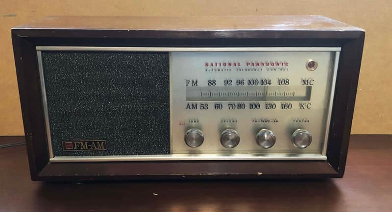 All TUBE Vintage Panasonic RE 784 AM FM Tube Radio JAPAN Works - restore or guitar amp project image 1