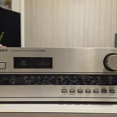 VINTAGE SONY FM/AM TUNER/MADE IN JAPAN image 1