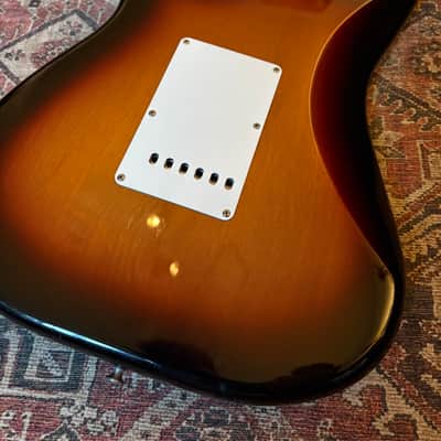 Fender Vintera '60s Stratocaster 2019 - 3-Color Sunburst Bild 6